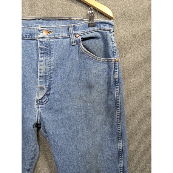 Wrangler Cowboy Cut Jeans Mens 38x34 Original Fit Active Flex Destroyed 13MAFGK - Picture 6 of 14